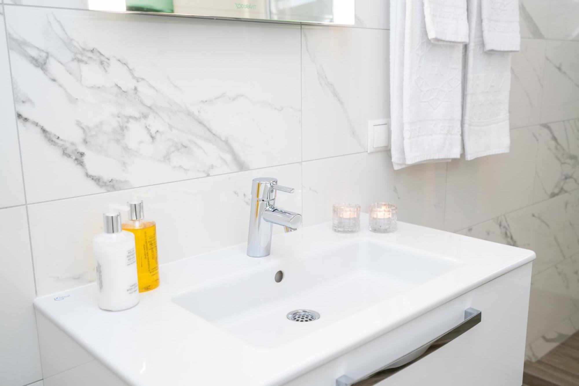 Guesthouse Keflavik By Reykjavik Keflavik Airport ภายนอก รูปภาพ